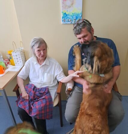 22cc510e-4c46-48f2-8de1-15ee8eb27137