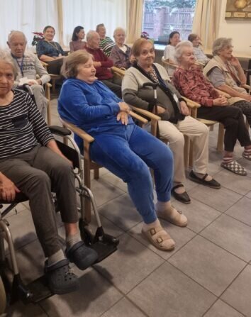 414483125_350466994362962_3313543653057321911_n