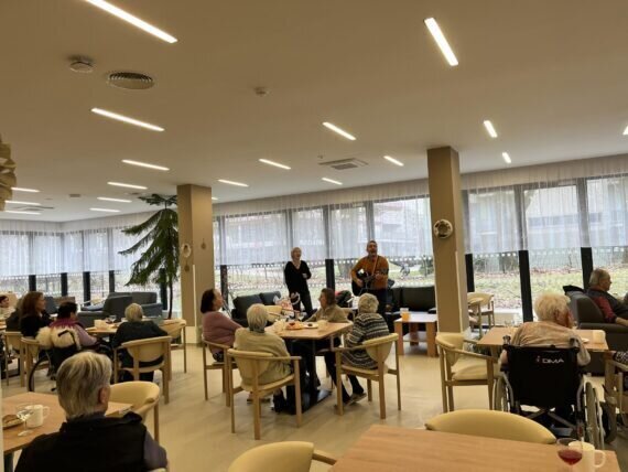 422363471_298107233241249_6370032677501903665_n