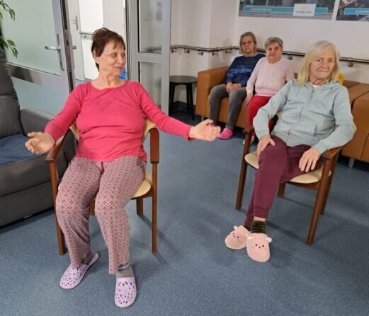 6c9b69d0-7bfd-4b2c-a502-f224e90dd9bd