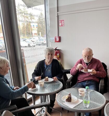 8D8869E5-8F66-42E4-98CE-02B15525DE4C