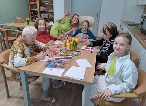 3426dc70-4558-4368-b1b4-9cb125cfa8f8