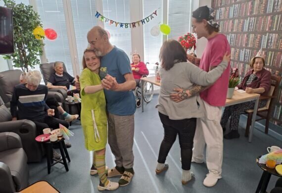 3c619d8b-4460-4ac2-9ad9-52006ea436f8