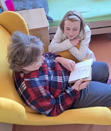 76f685ab-ceea-4165-bcae-e6a1035843d3