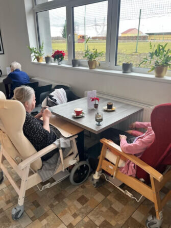 F7AB90F7-8526-4B6F-9BB7-66BFB094F8F2