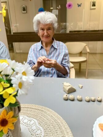 1FDF467A-D638-46FD-A077-C57235873283