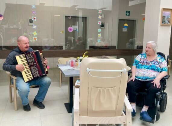 3DC5FD2A-5BF4-45B6-B45A-3B69989611B9