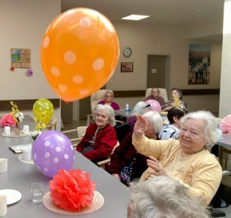 B5FC6DC0-96C2-4C59-815C-8828D4001DBE