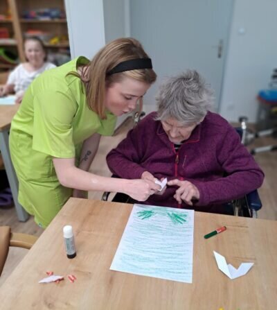 b3f075ef-89d4-430f-91d9-e01826d2add3