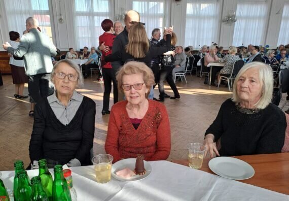 e1931692-9911-4d37-a3be-8f060f5216a1