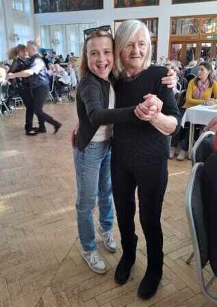 e910022b-14d3-4b34-8c7f-f4059377b92d