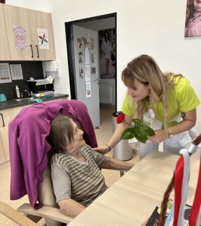 fee61053-6d82-40dc-b791-c08d4227ac53