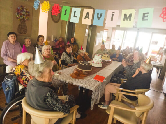 343a140b-166f-4c32-ada5-3e250439654e