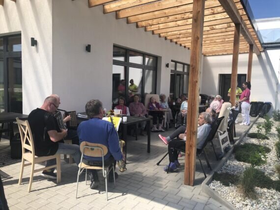 437365007_948289760030958_8643624987317442849_n