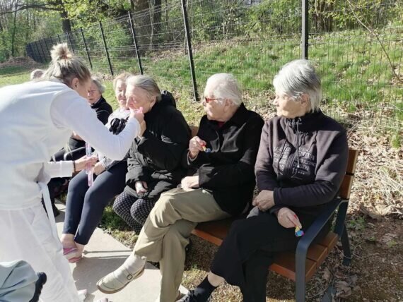 584948ac-e7b0-4cc1-bf5e-6b1005e9eb4e