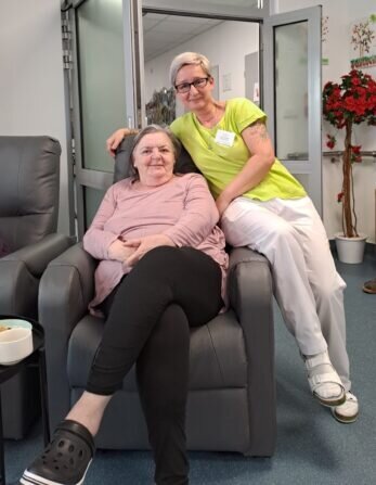 016f7b7d-b185-4c7f-8242-c384346c27bf