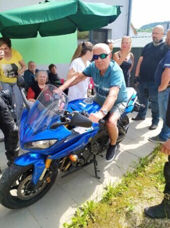 Messenger_creation_246a41e8-243a-49e0-b6d4-4d7788693aad