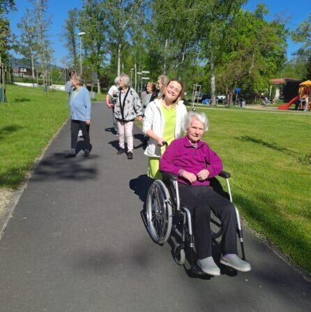 a357c121-9d33-4a14-b10e-b296e7a8b4ce