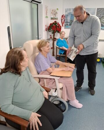 cb058b32-7de9-41f0-aa47-0b1fff02739c