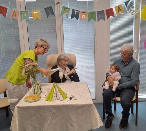 30ca7e7b-e73b-463e-b2e8-3b502a4f323c