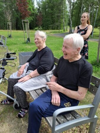 7e268e0c-c827-4bf1-910b-8b17e0e189d8