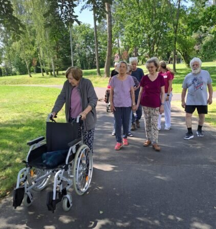 d8a6271f-330f-45e4-ad8c-6789e8a12edf