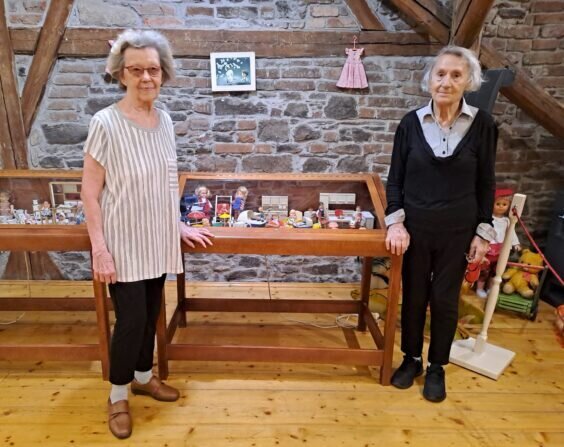 207af38c-c51d-4b7d-b70e-25e15fc9bdec