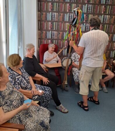 349209cb-3d32-42ba-b0d7-5b5e32138b57