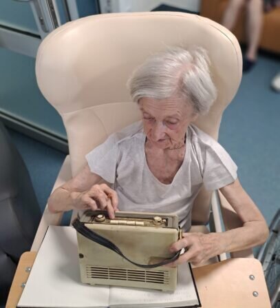 d8695614-f880-435b-9d17-fe80f33a4fec