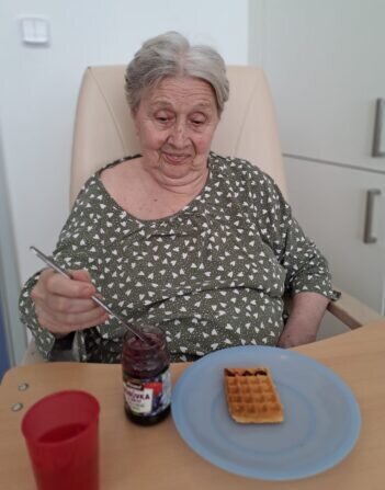 e11d1ca0-d238-49cc-976d-d07fa60db8cc