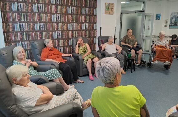 017013d6-a2b8-46a2-b636-7c6a599774ce