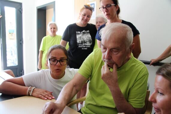 08B180C1-3F32-437F-87FF-F6A0B33991D5