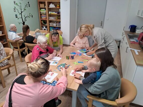 def26f38-3688-444a-abcb-4312850e0f1b