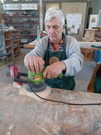 fajna dílna prkénka (6)