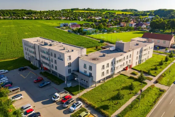 Domov-exterier-5-1536x1023