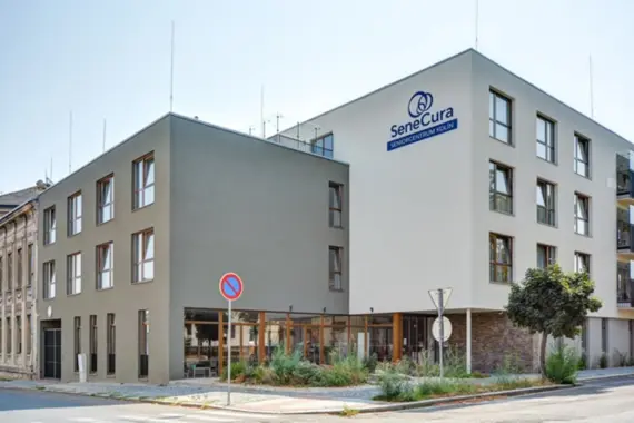 SeneCura-SeniorCentrum-Kolín-exterier1