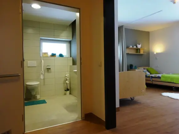 SeneCura-SeniorCentrum-Liberec-pokoj-pro-hosty-1