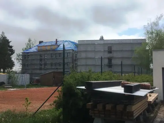 SeneCura-SeniorCentrum-Telč-stavba-1