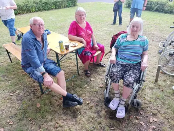 29a1b042-3289-41d1-91b8-ce33ed676da6