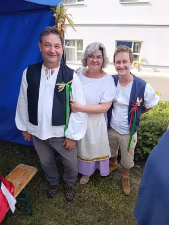 9f6e5720-bca6-489d-843b-8af2e32b4348-1157x1536