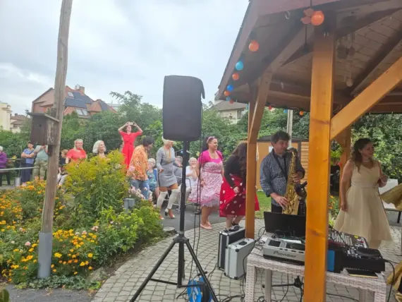 e430640c-1f93-4788-a489-afca316224ff-1536x1152