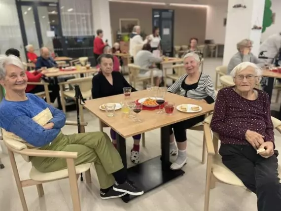 327376544_701148165045304_965441316854421006_n