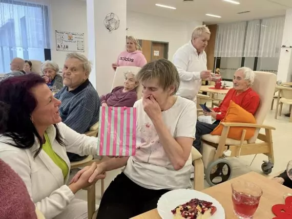 327545862_1276528986236264_6485956469034640086_n