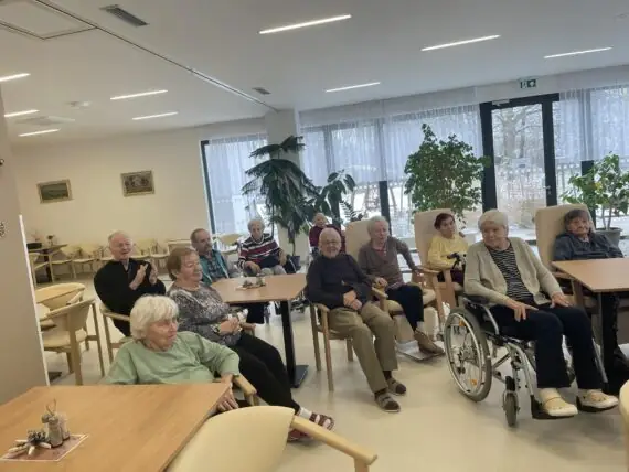 414206216_2303663306490968_4090172013346832217_n