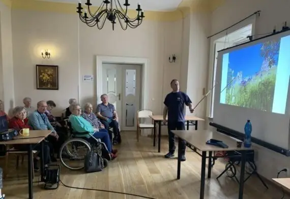 431259675_373903388959049_1846725124624512963_n