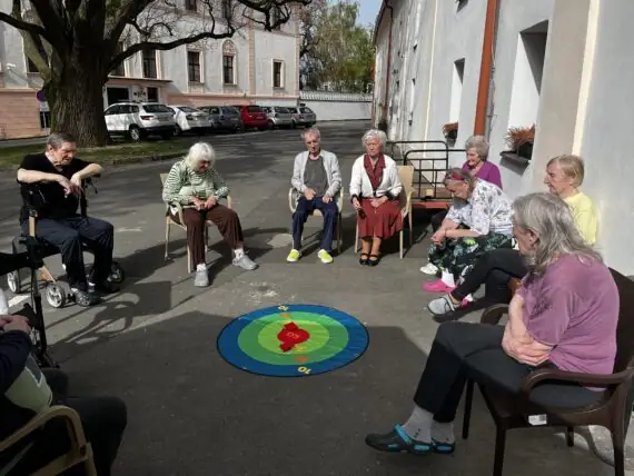 A591F640-9FC5-4EAA-8F8E-62CE05348A87