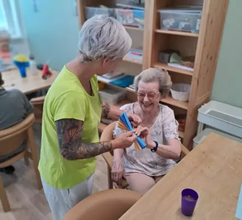 8b40a789-d90d-400a-acbb-bd3979e2ae0c