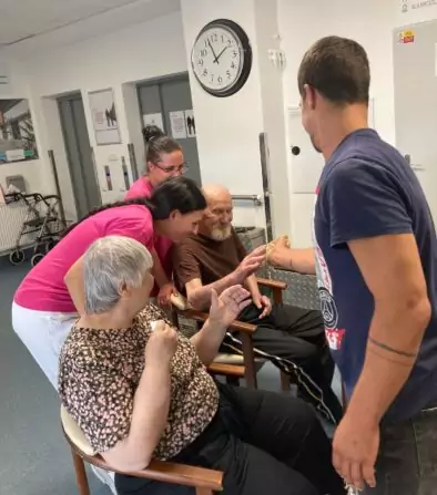 0b2dbb3b-076a-4cd5-94ec-1c0b9ecd4987