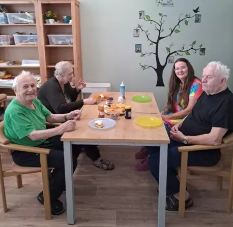 7ac9d3c0-3d97-4d72-abd7-d380c2147eb2