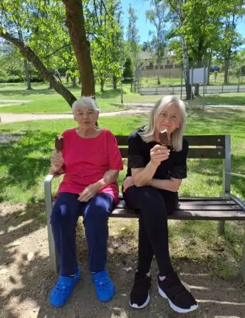 7d47ad9f-eba4-493e-8f83-cf942fc5f22e